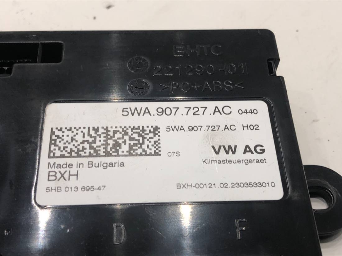 Блок керування модуль Skoda Octavia 4 5WA907727AC — фото деталі 3