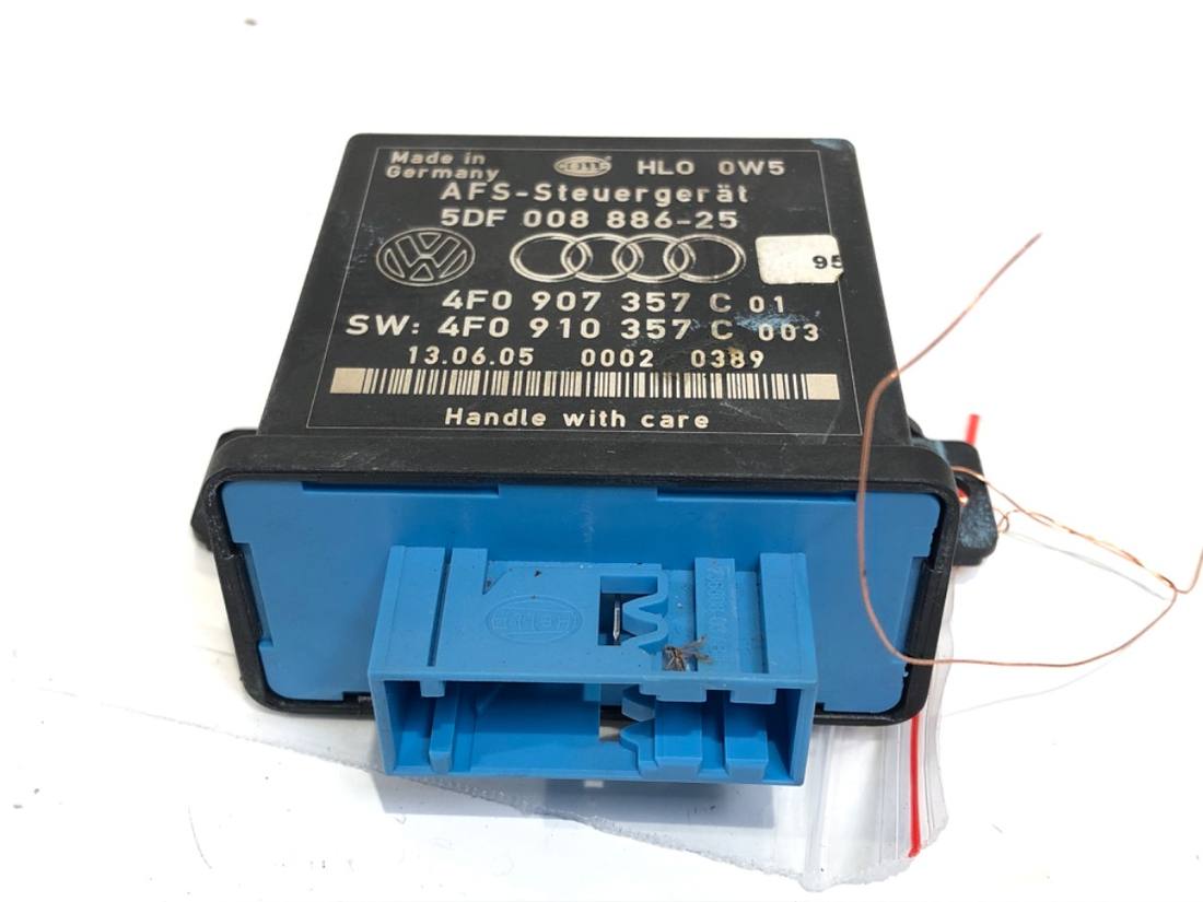 Блок керування модуль Audi A6 C6 5DF008886