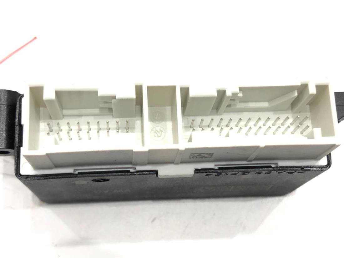 Блок керування модуль Volkswagen Passat B8 5Q0919294L — фото деталі 3