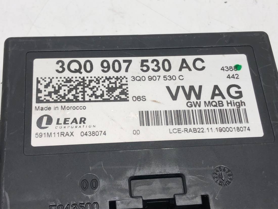 Блок керування модуль Skoda Octavia 3 3Q0907530AC — фото деталі 4