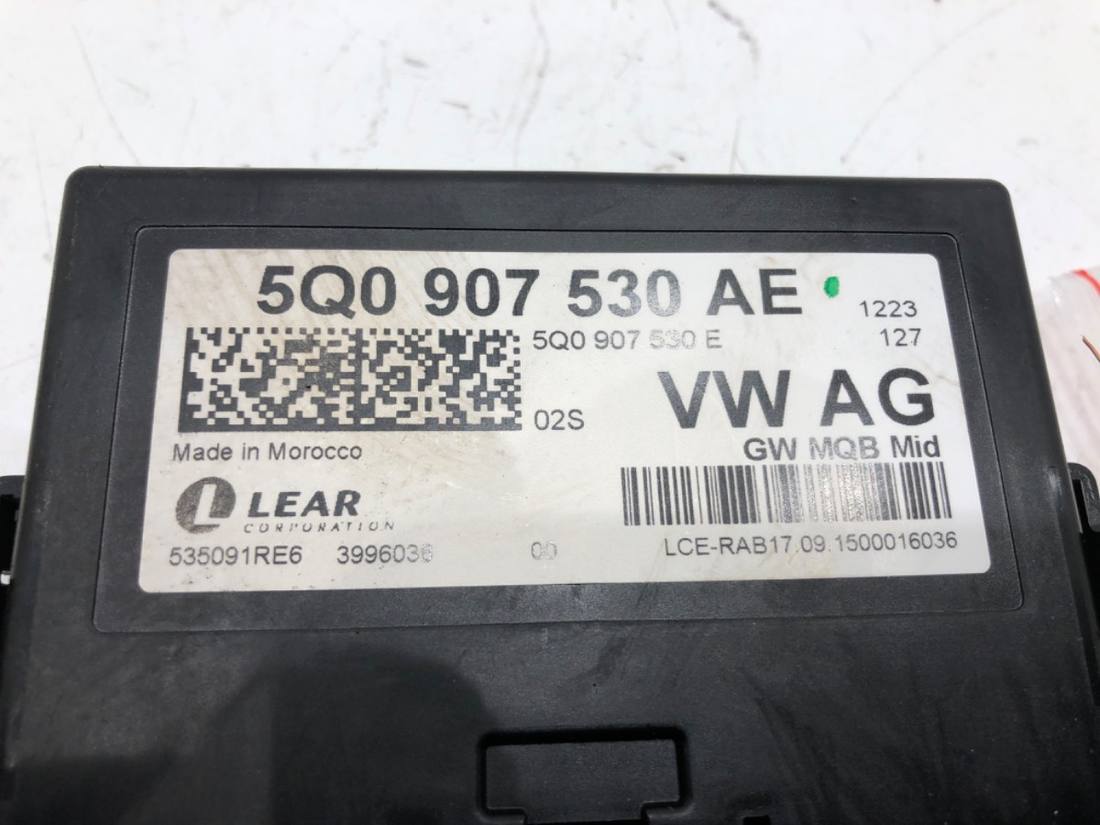 Блок керування модуль Skoda Octavia 3 5Q0907530AE — фото деталі 4