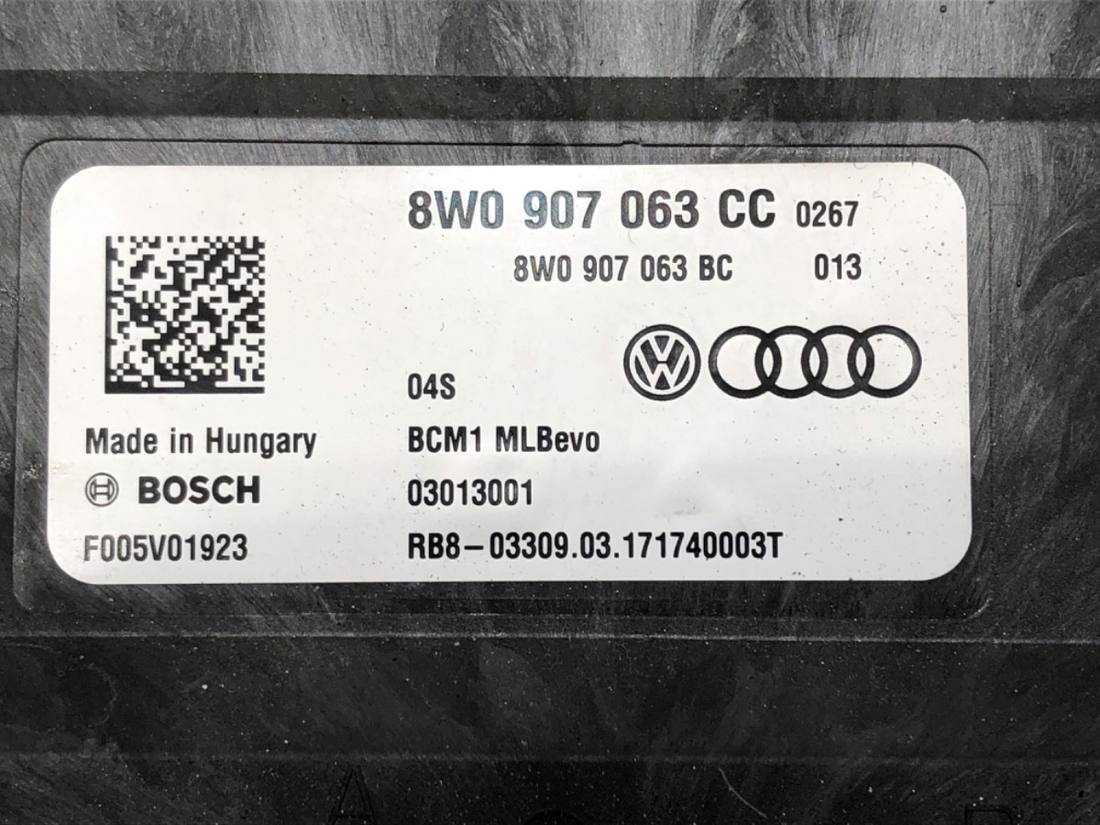 Блок керування модуль Audi A4 B9 8W0907063CC — фото деталі 5