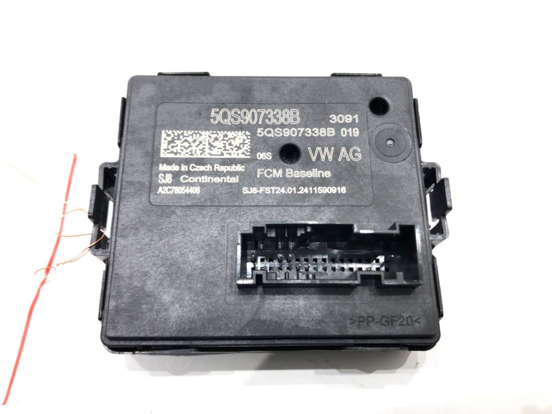 Блок керування модуль Skoda Superb 4 5QS907338B