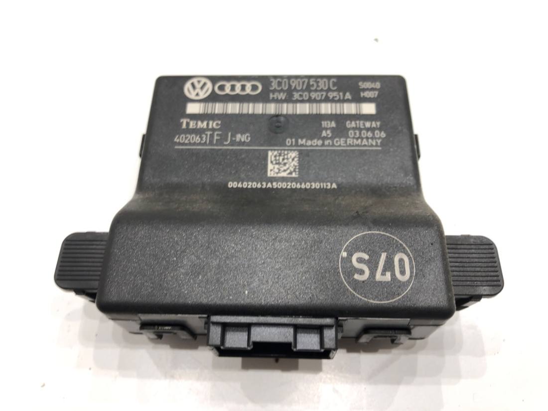 Блок керування модуль Volkswagen Passat B6 3C0907530C