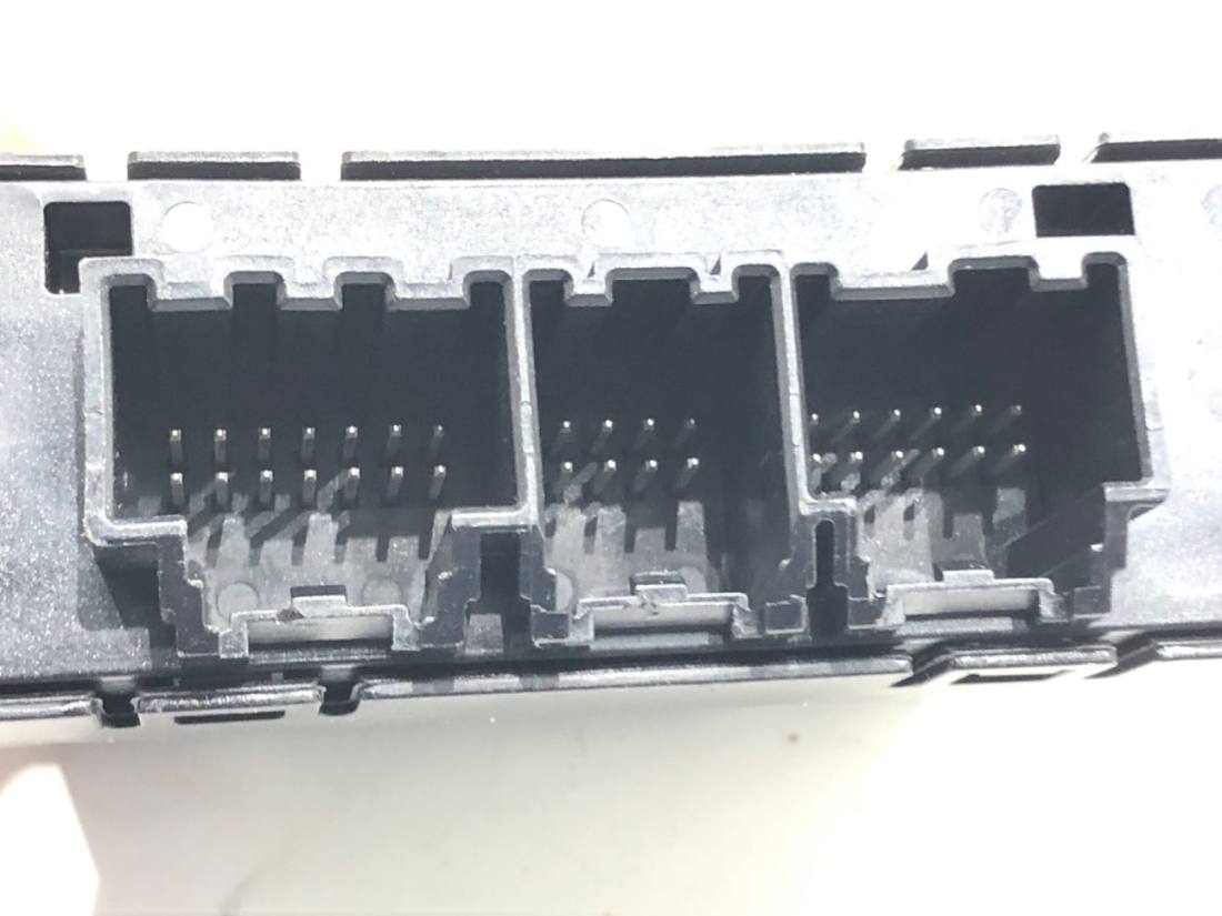Блок управления модуль Jeep Compass 00501577830 — фото детали 3