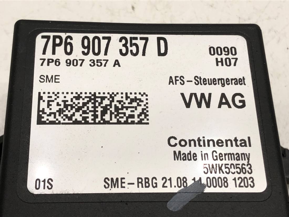 Блок керування модуль Skoda Octavia 3 7P6907357D — фото деталі 4