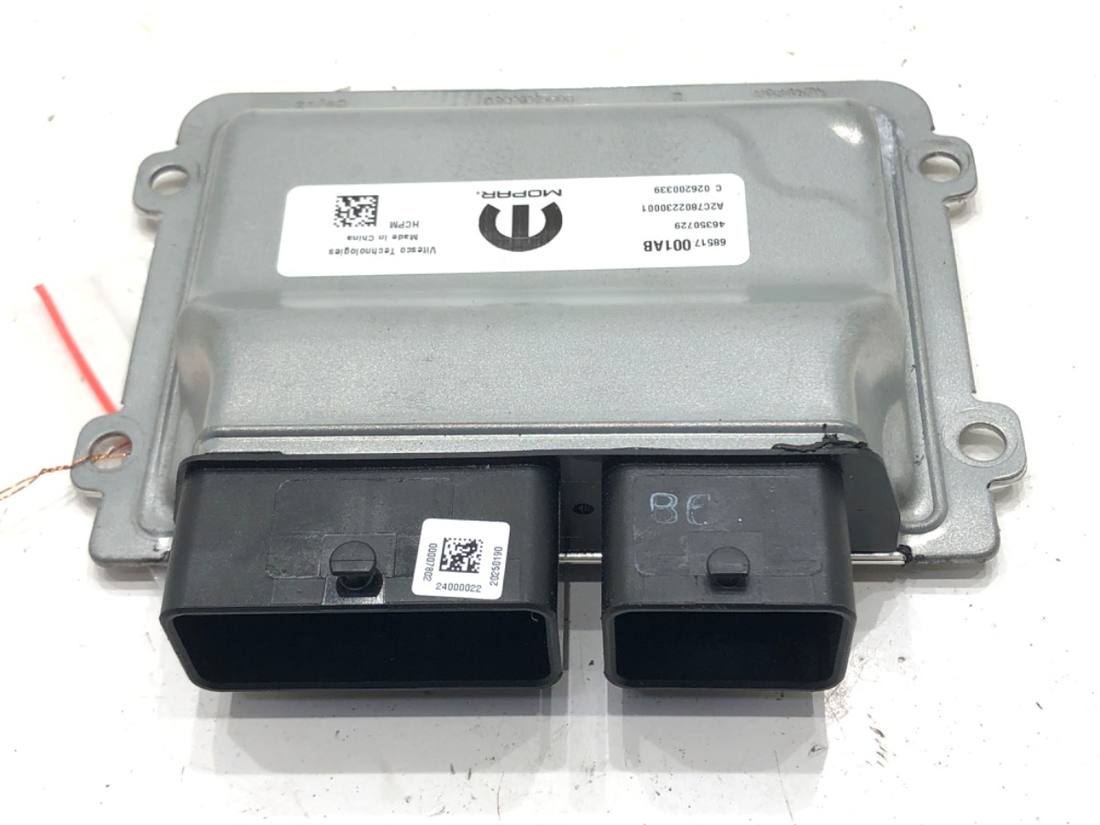 Блок управления модуль Jeep Compass 68517001AB