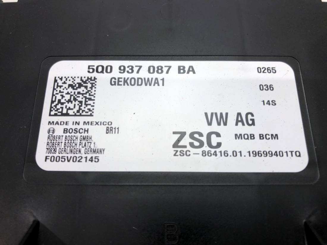 Блок керування модуль Volkswagen Golf 7 5Q0937087BA — фото деталі 4