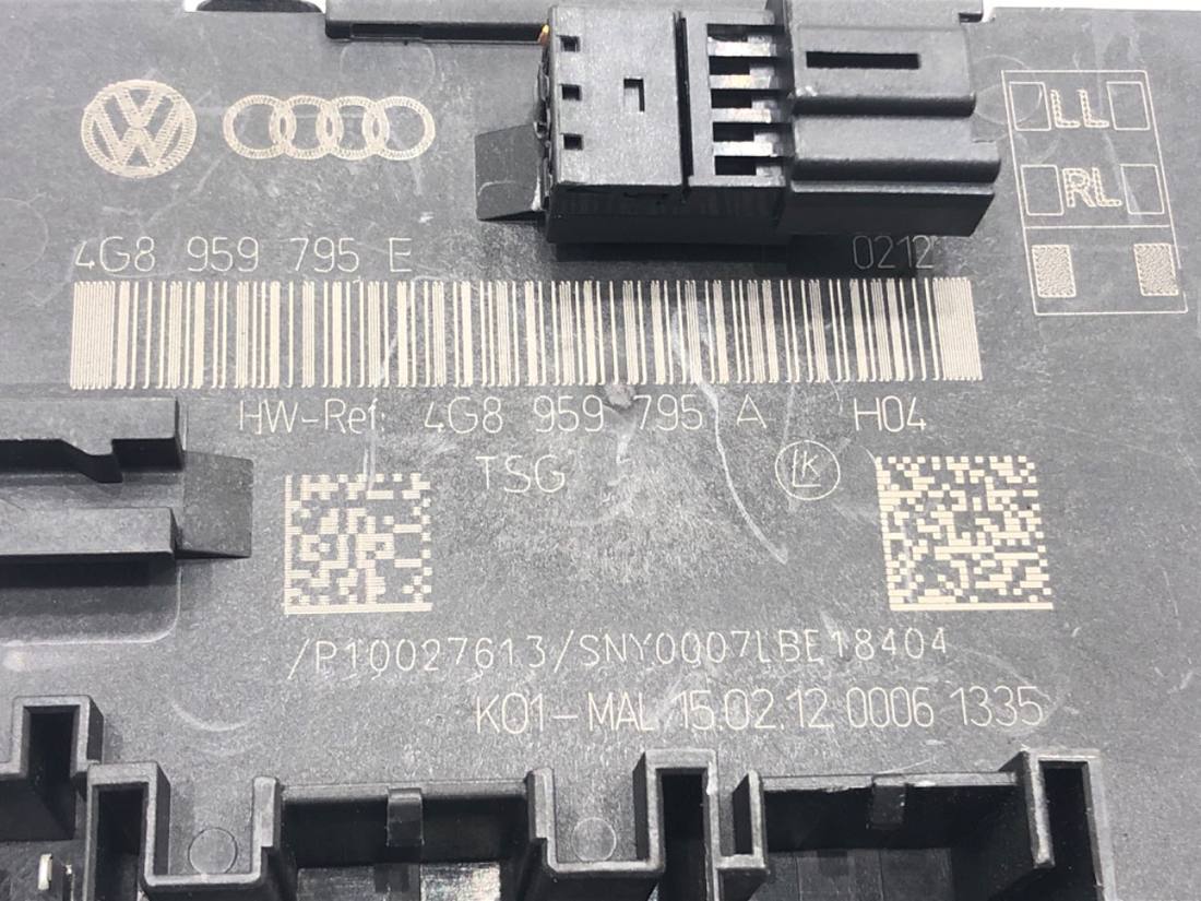 Блок керування модуль Audi A6 C7 4G8959795E — фото деталі 4