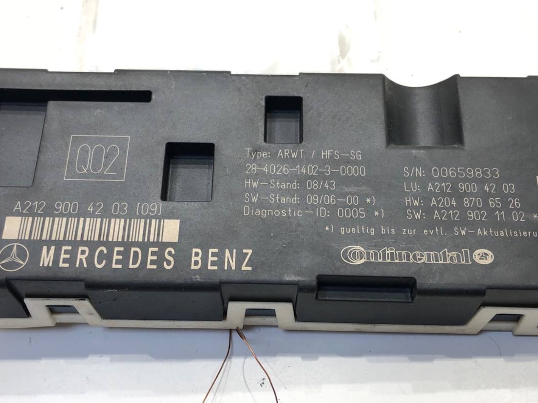Блок керування модуль Mercedes C W204 A2129004203 — фото деталі 4