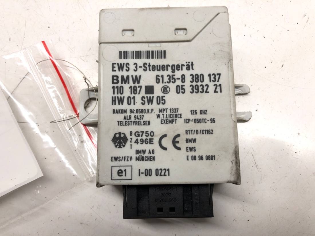 Блок керування модуль BMW 5 E39 8380137