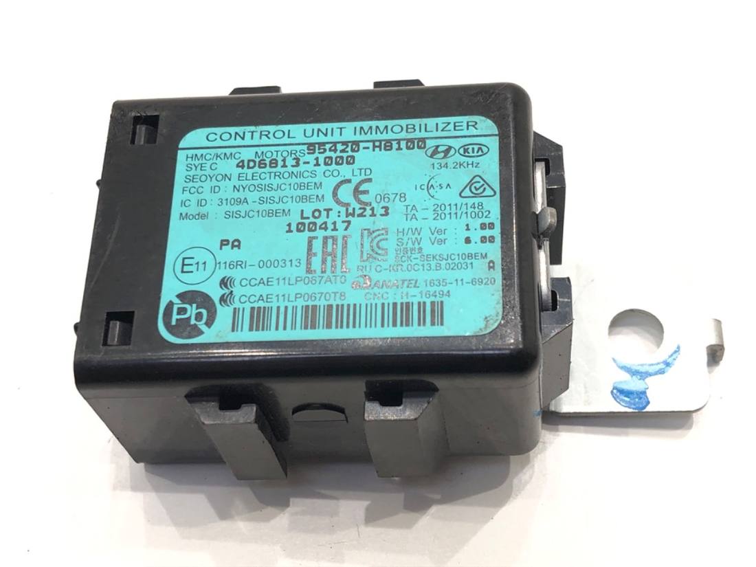 Блок керування модуль Kia Stonic 95420-H8100