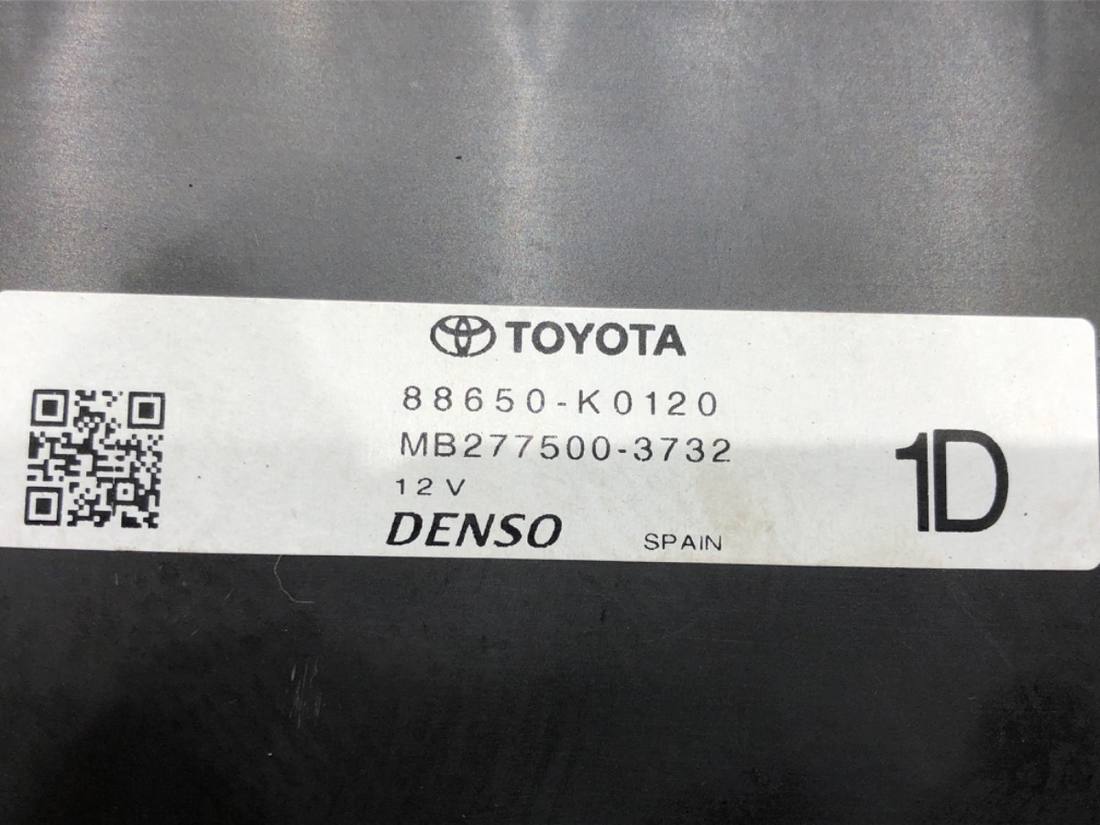 Блок керування модуль Toyota Yaris 4 88650-K0120 — фото деталі 4