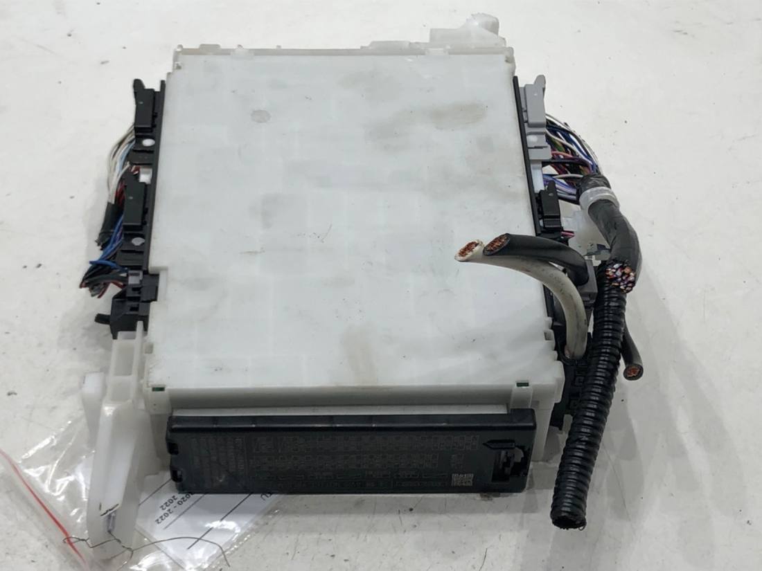 Блок керування модуль Toyota Yaris 4 89221-K0020