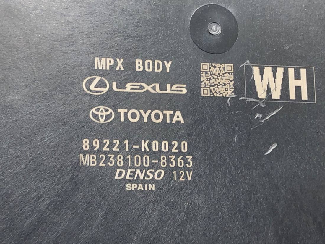 Блок керування модуль Toyota Yaris 4 89221-K0020 — фото деталі 4
