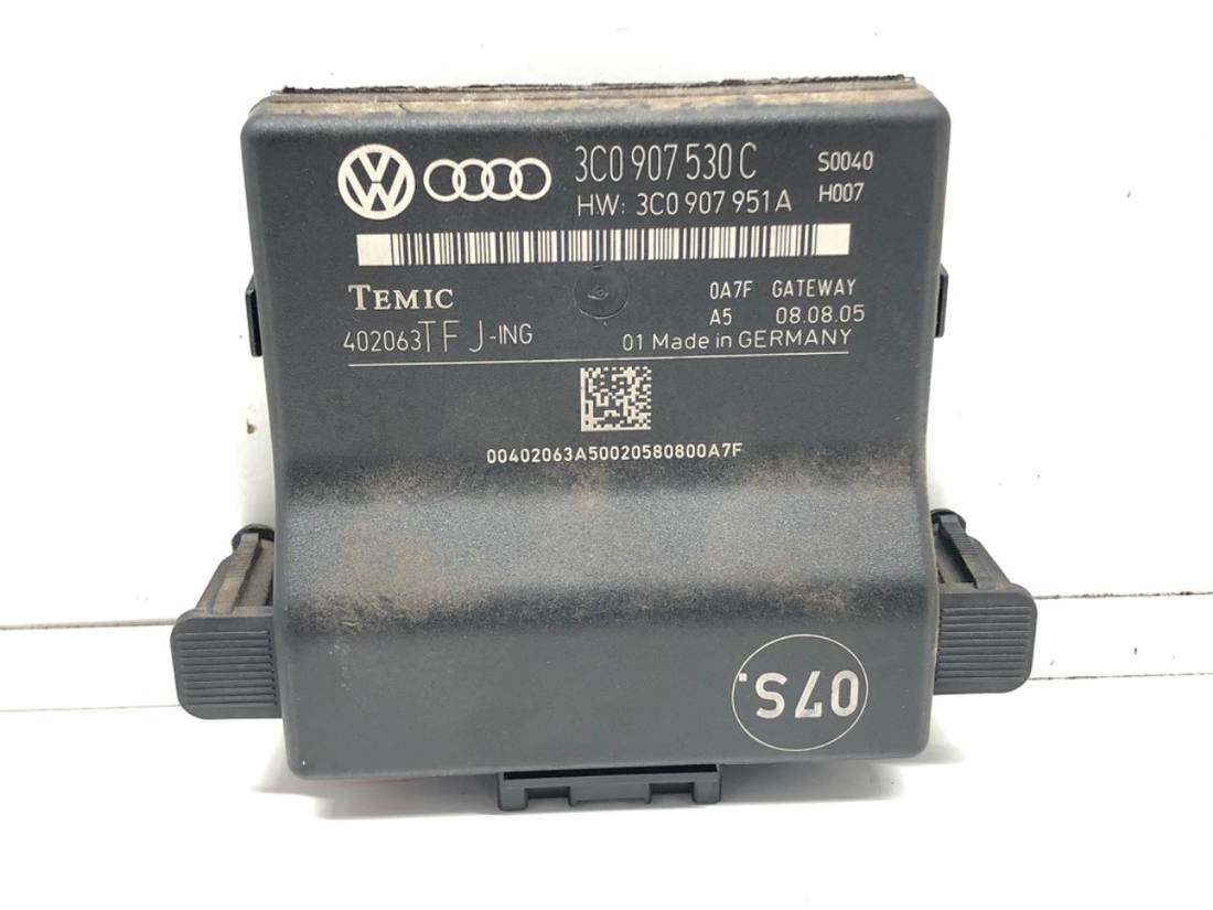 Блок керування модуль Volkswagen Passat B6 3C0907530C