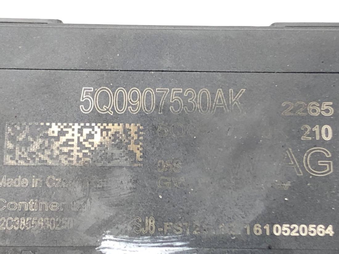 Блок керування модуль Volkswagen Golf 7 5Q0907530AK — фото деталі 4