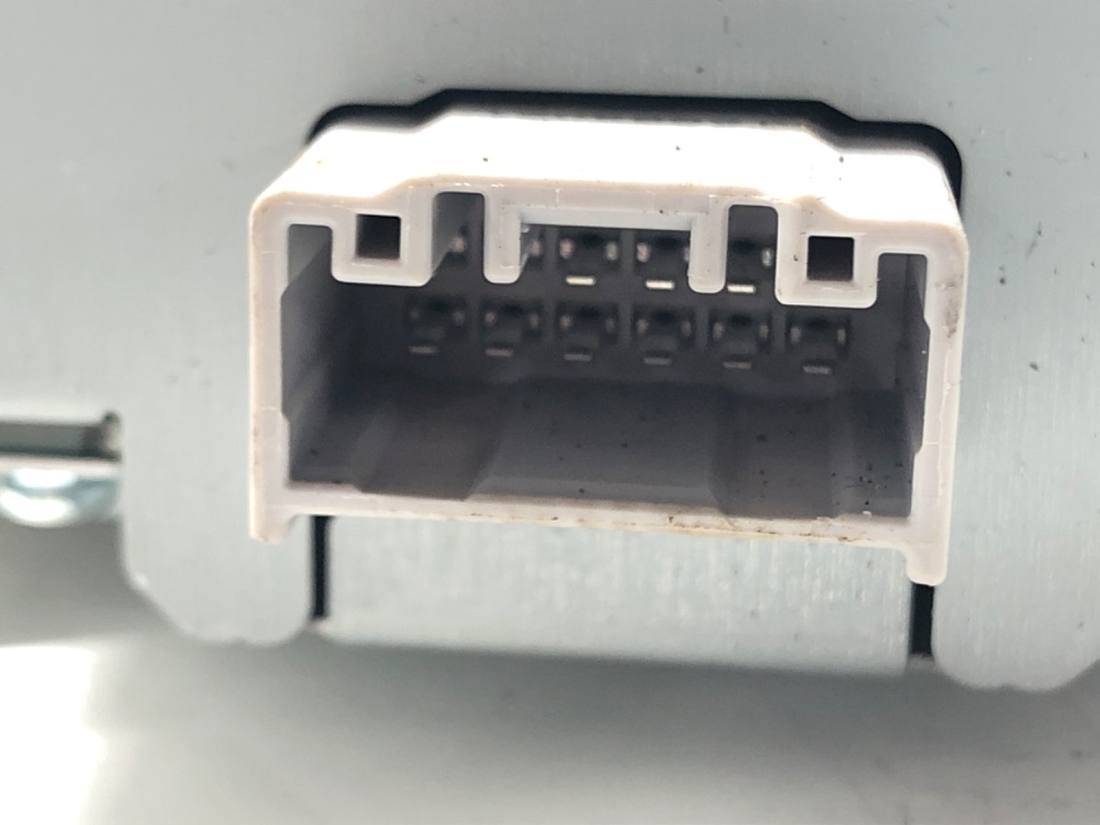 Блок керування модуль Toyota Avensis T27 8598A-05010 — фото деталі 2