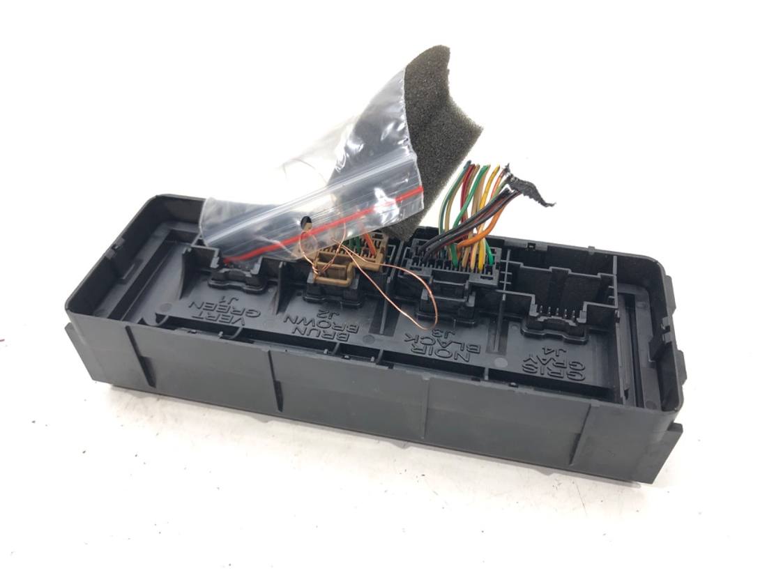 Блок управления модуль Chevrolet Cruze 13582895 — фото детали 3