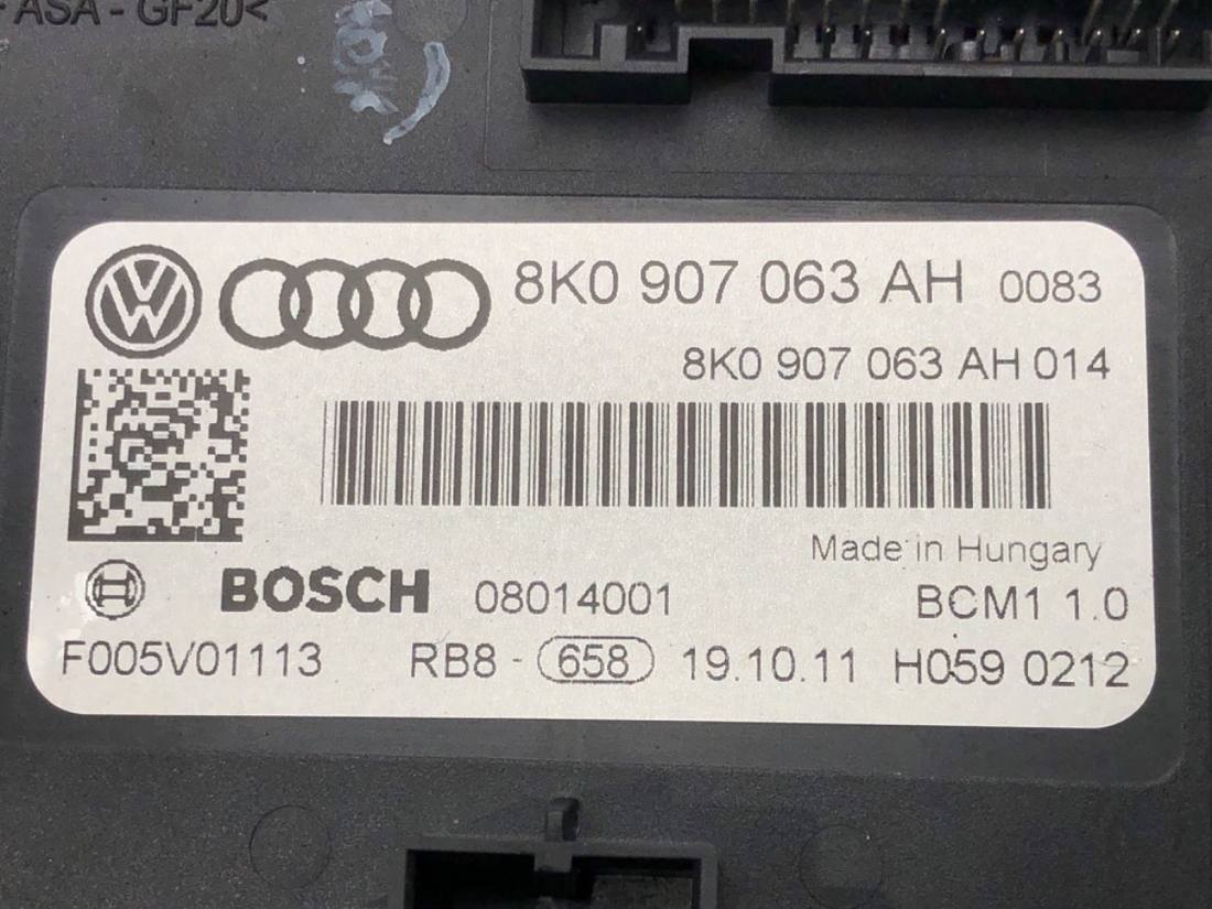 Блок керування модуль Audi A5 8T 8K0907063AH — фото деталі 3