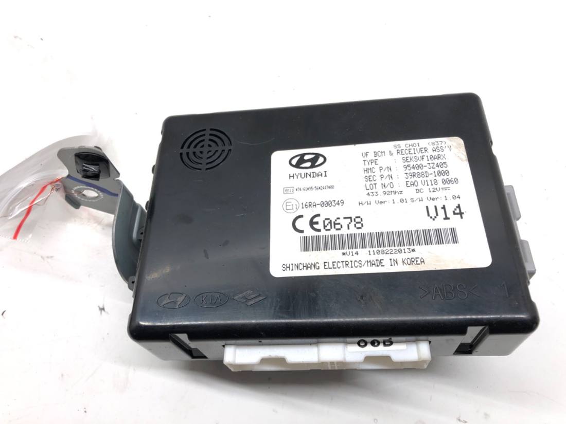 Блок керування модуль Hyundai I40 95400-3Z405