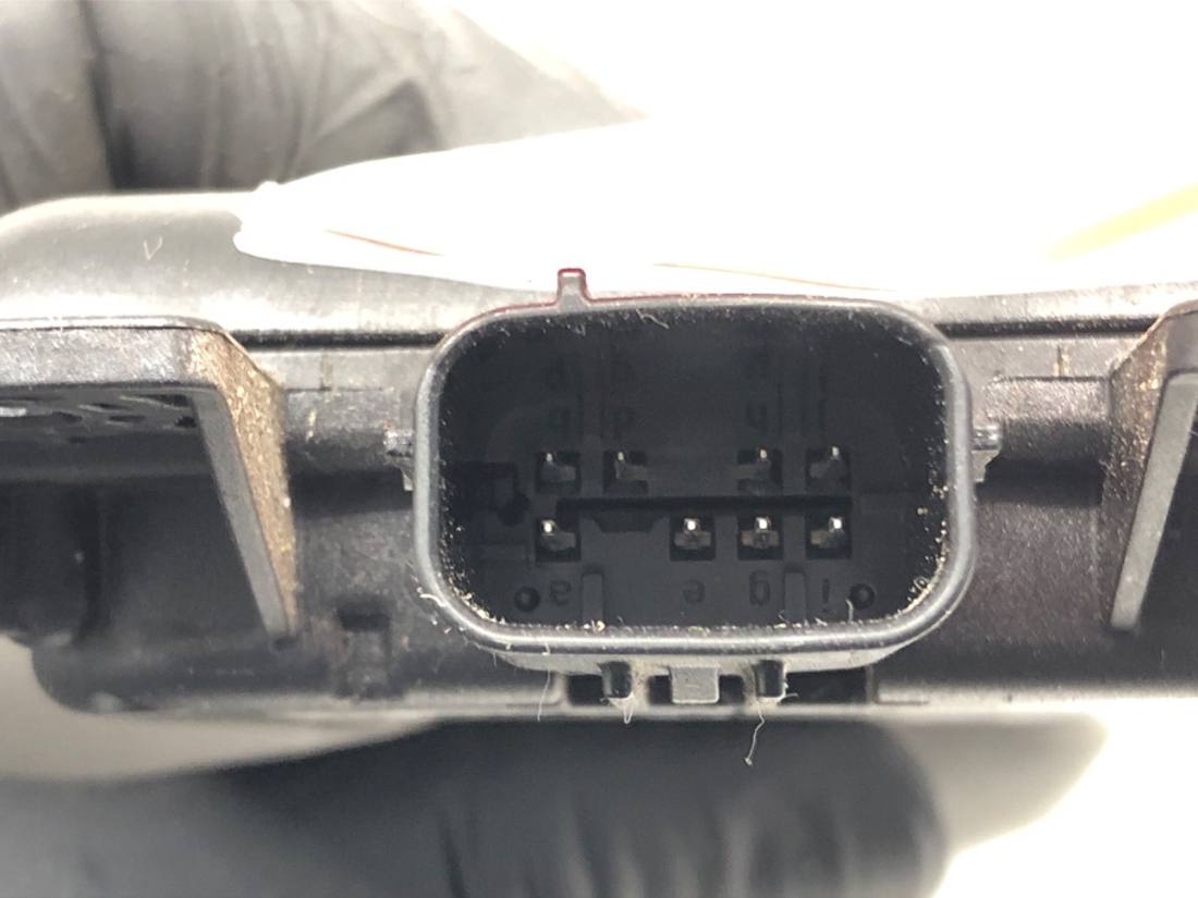 Блок управления модуль Suzuki Sx4 3F500-63T00 — фото детали 3