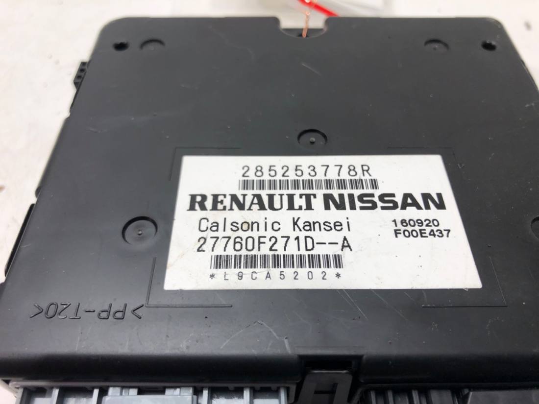 Блок керування модуль Renault Clio 285253778R — фото деталі 4