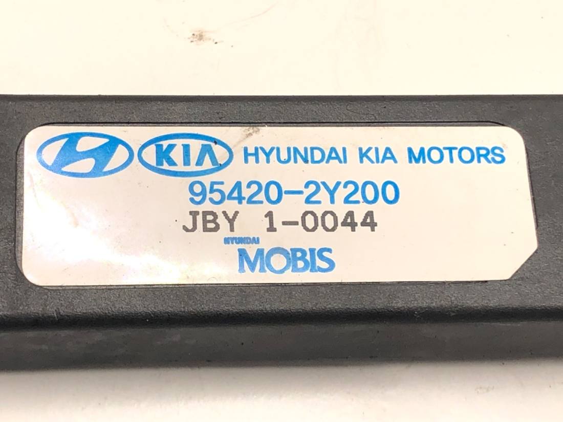 Блок управления модуль Hyundai Ix35 95420-2Y200 — фото детали 4