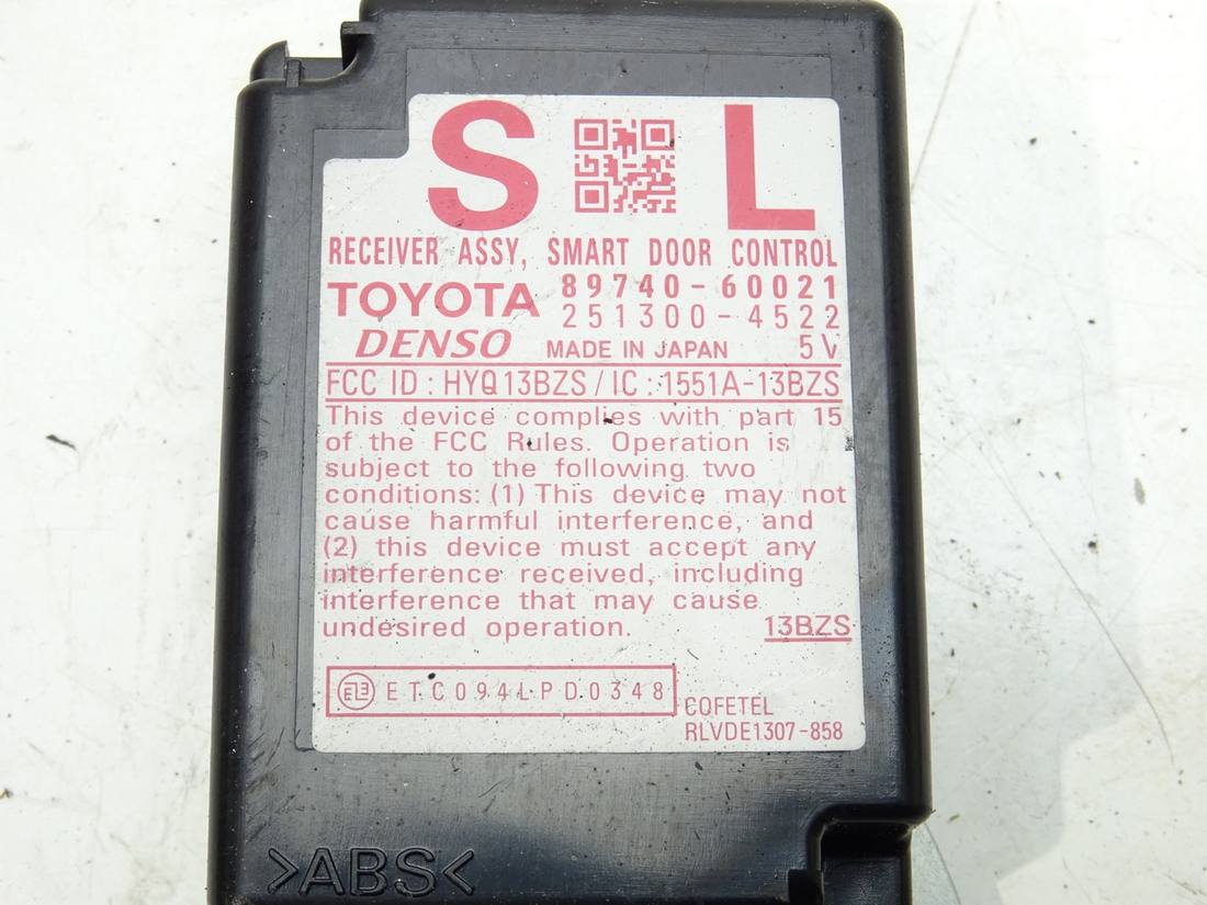 Блок керування модуль Toyota Land Cruiser 89740-60021 — фото деталі 4