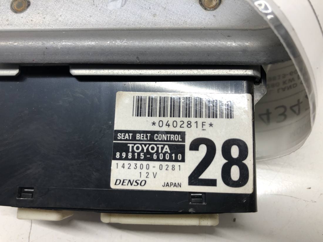 Блок керування модуль Toyota Land Cruiser 89815-60010 — фото деталі 3