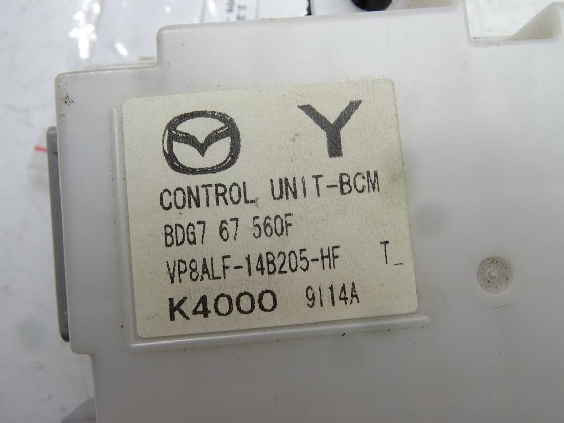 Блок керування модуль Mazda 3 BDG767560F — фото деталі 2