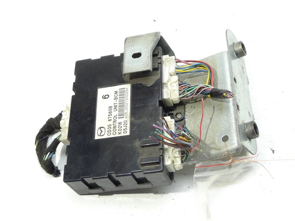 Блок керування модуль Mazda 5 CD3567560B