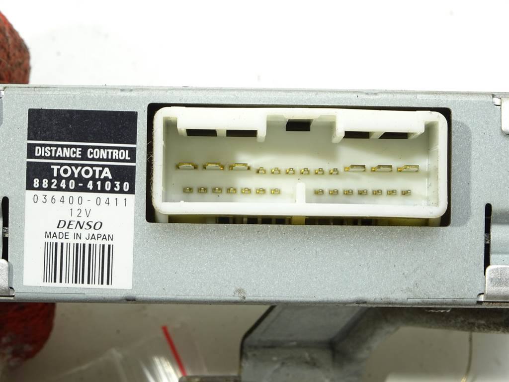 Блок керування модуль Toyota Avalon 88240-41030 — фото деталі 4
