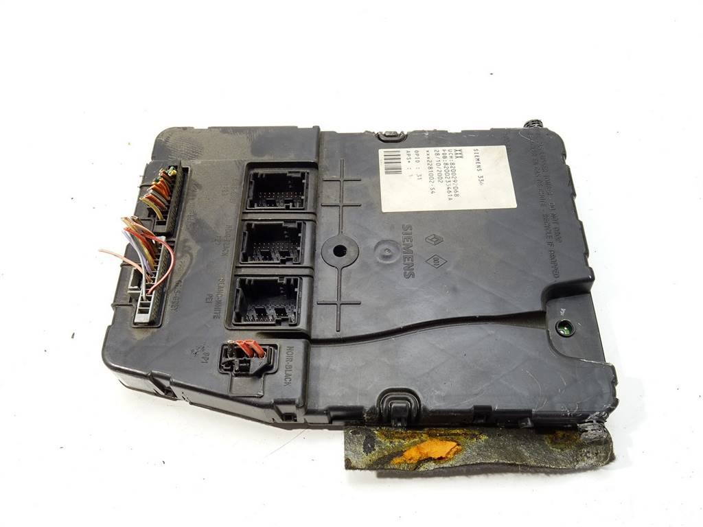 Блок керування модуль Renault Megane 2 8200292068