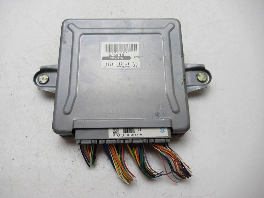 Блок керування модуль Toyota Prius 89981-47130 — фото деталі 2