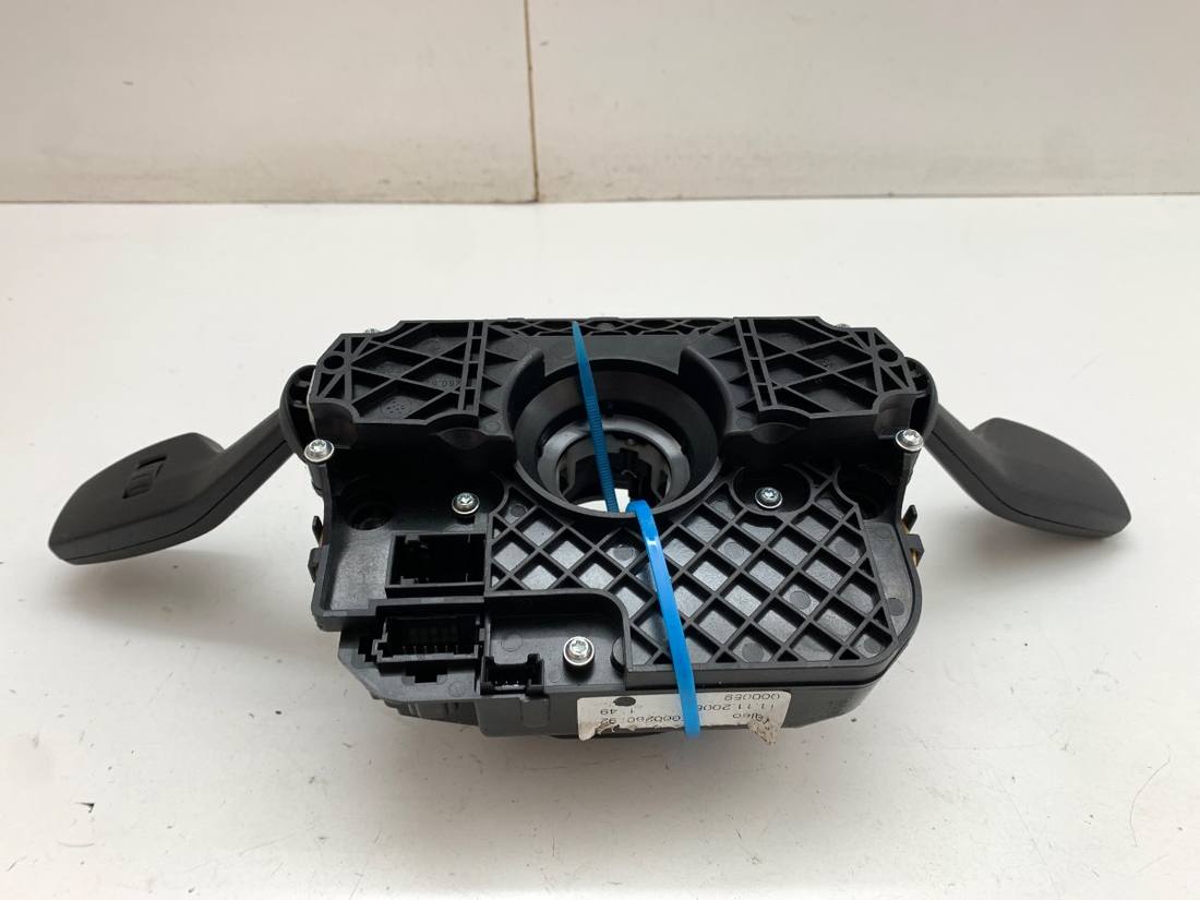 Тубус підрульовий блок перемикачів BMW 7 F01 9204794 — фото деталі 3