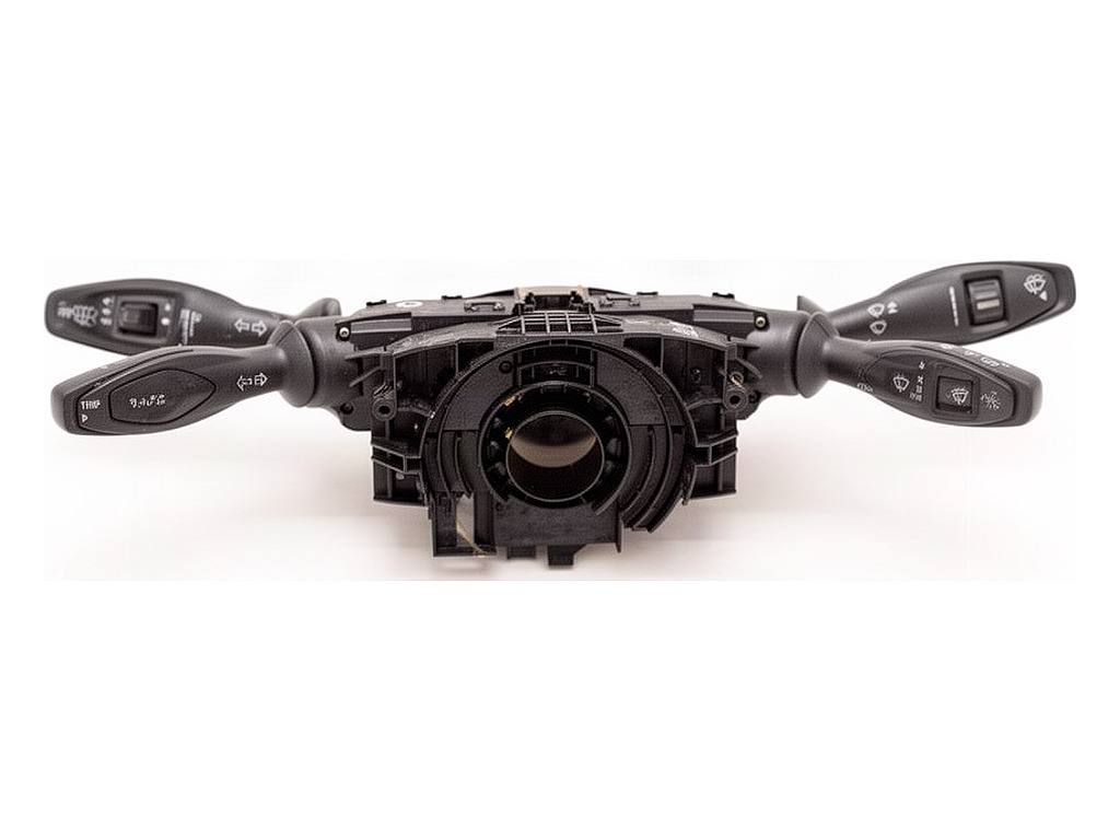 Тубус підрульовий блок перемикачів Ford Fiesta 8A6T-13N064-GD