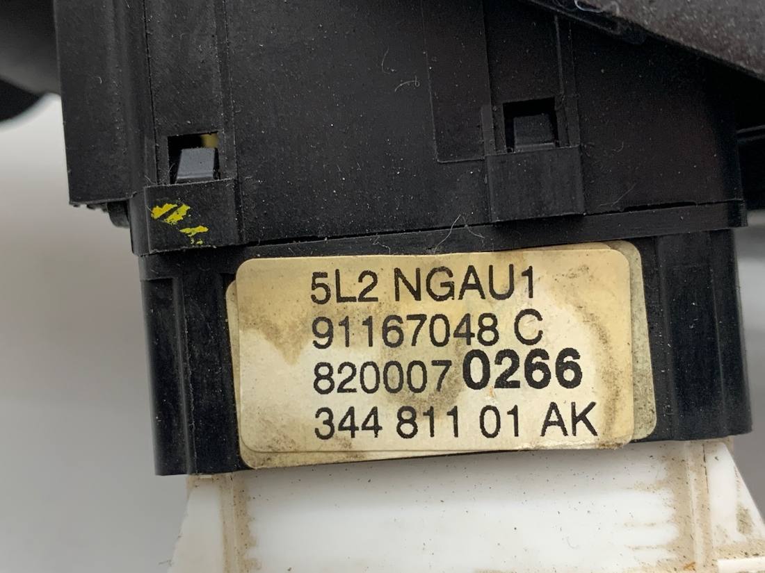 Тубус підрульовий блок перемикачів Renault Trafic 8200070266 — фото деталі 4