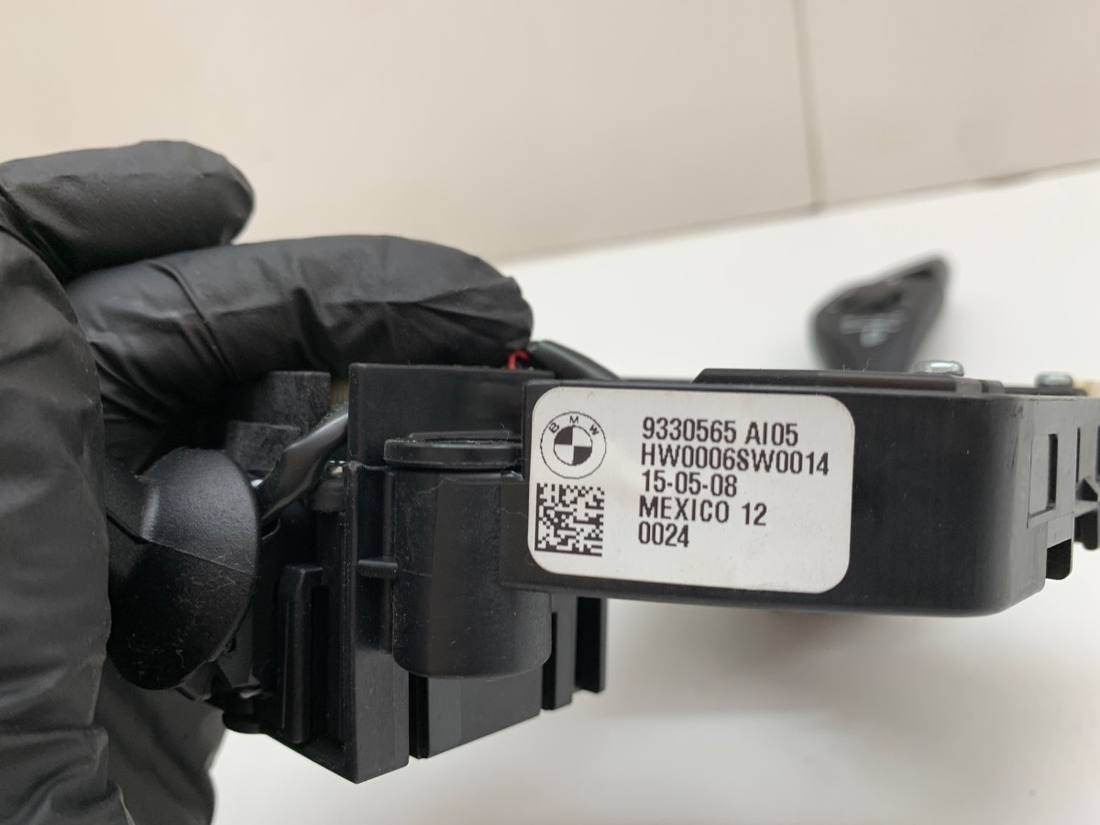 Тубус подрулевой блок переключателей BMW X5 F15 9330565 — фото детали 4