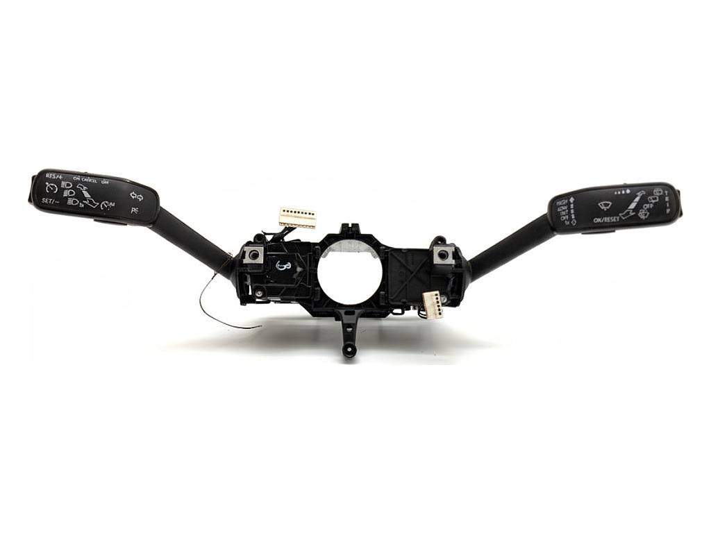 Тубус підрульовий блок перемикачів Volkswagen Golf 7 5Q0953521EQ