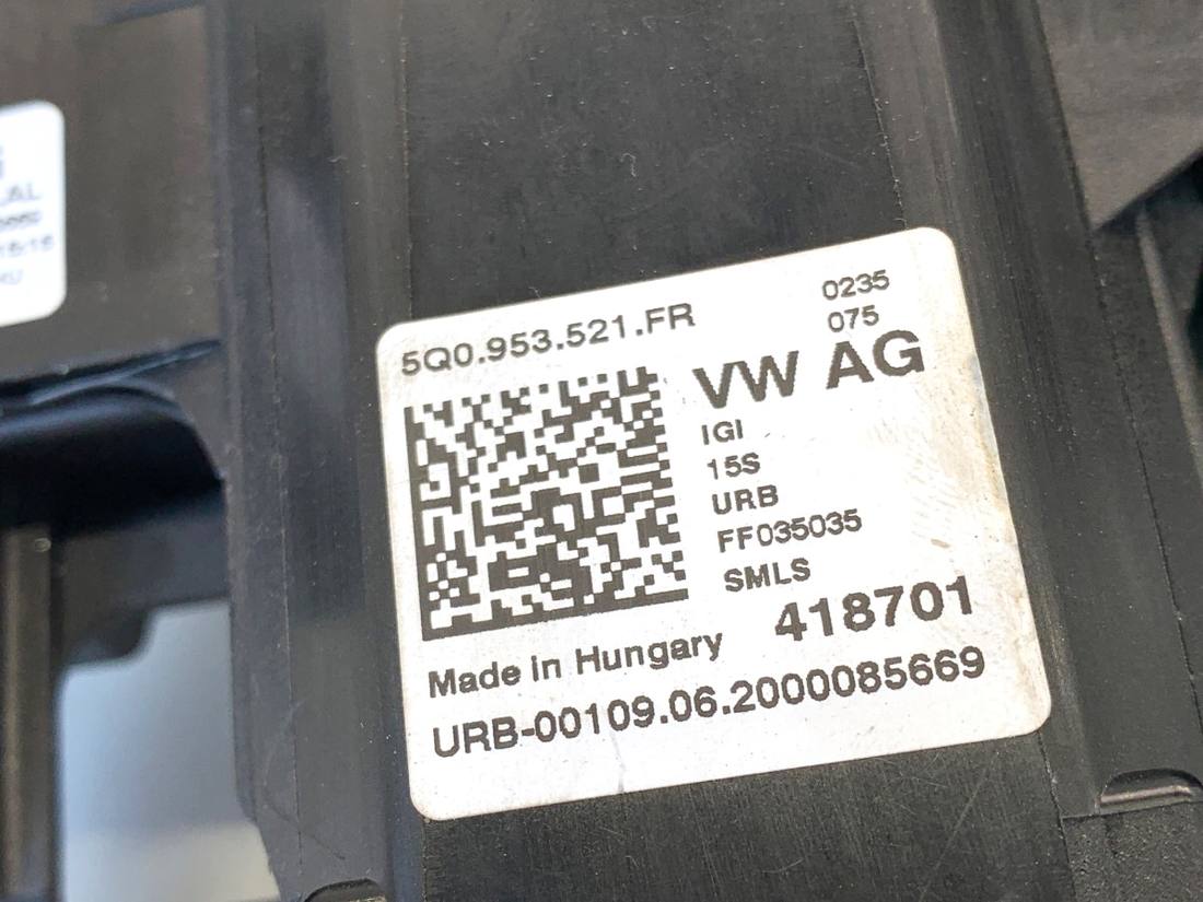 Тубус підрульовий блок перемикачів Skoda Kamiq 5Q0953502AL 5Q0953521FR — фото деталі 4