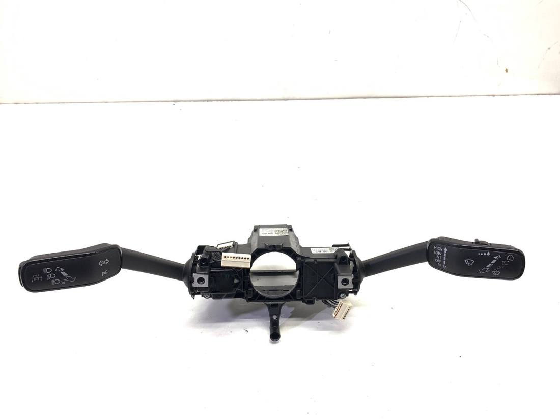 Тубус підрульовий блок перемикачів Volkswagen Golf 7 5Q0953521R 5Q0953502AJ