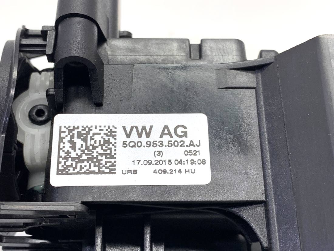 Тубус підрульовий блок перемикачів Volkswagen Golf 7 5Q0953521R 5Q0953502AJ — фото деталі 6