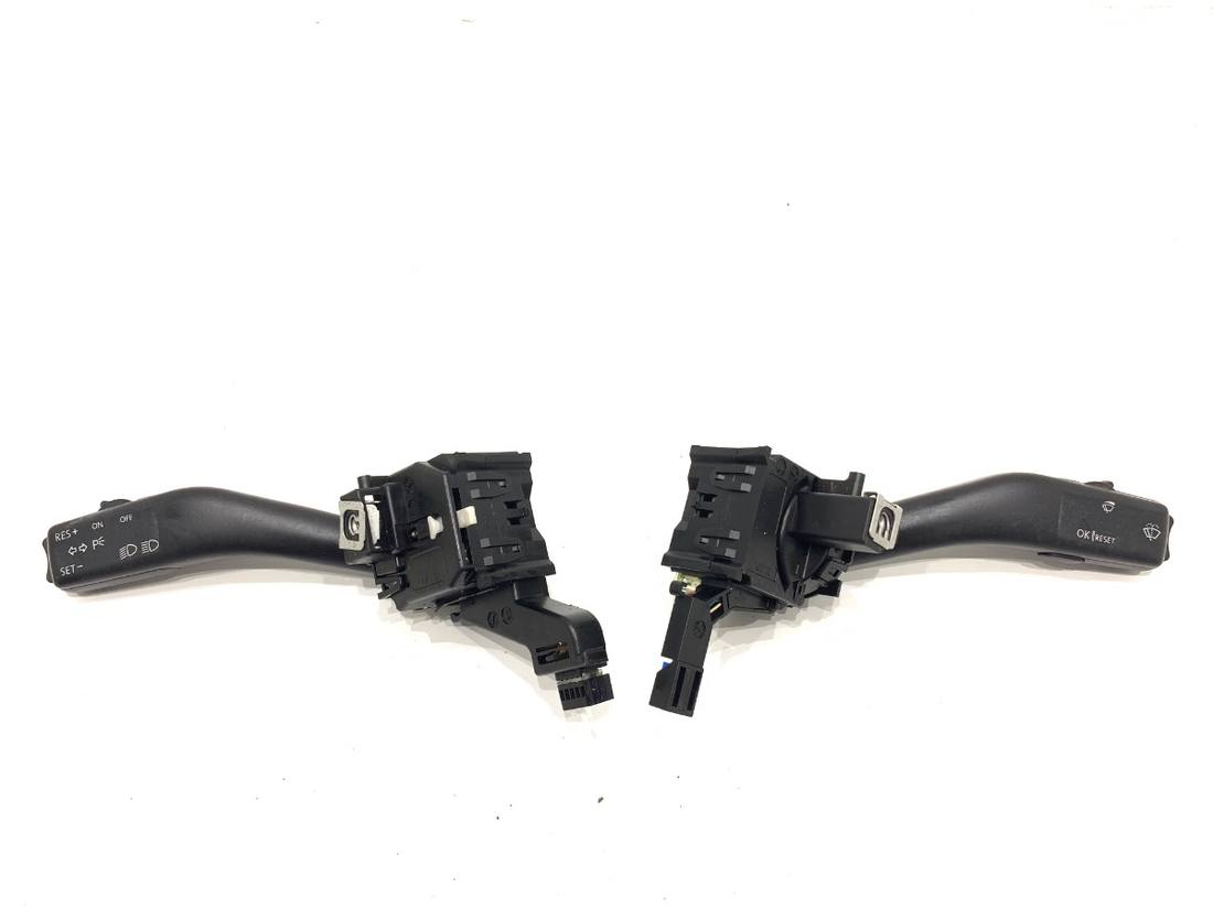 Тубус підрульовий блок перемикачів Volkswagen Jetta 1K0953519C