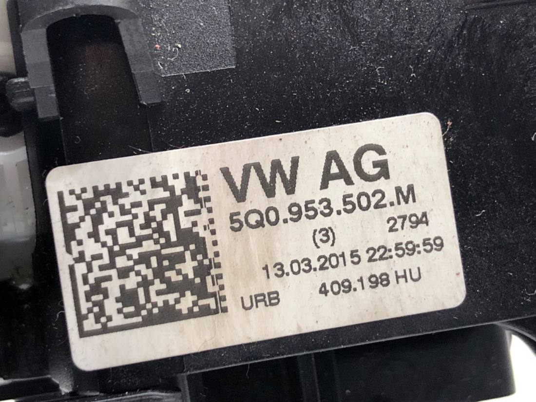 Тубус підрульовий блок перемикачів Volkswagen Golf 7 5Q0953521K — фото деталі 6