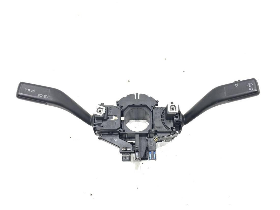 Тубус підрульовий блок перемикачів Volkswagen Golf 5 1K0953503E