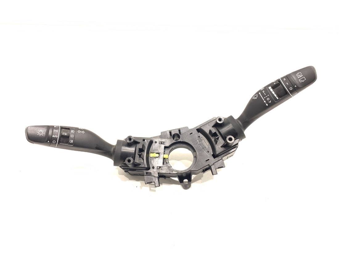 Тубус підрульовий блок перемикачів Hyundai I30 93404G4951