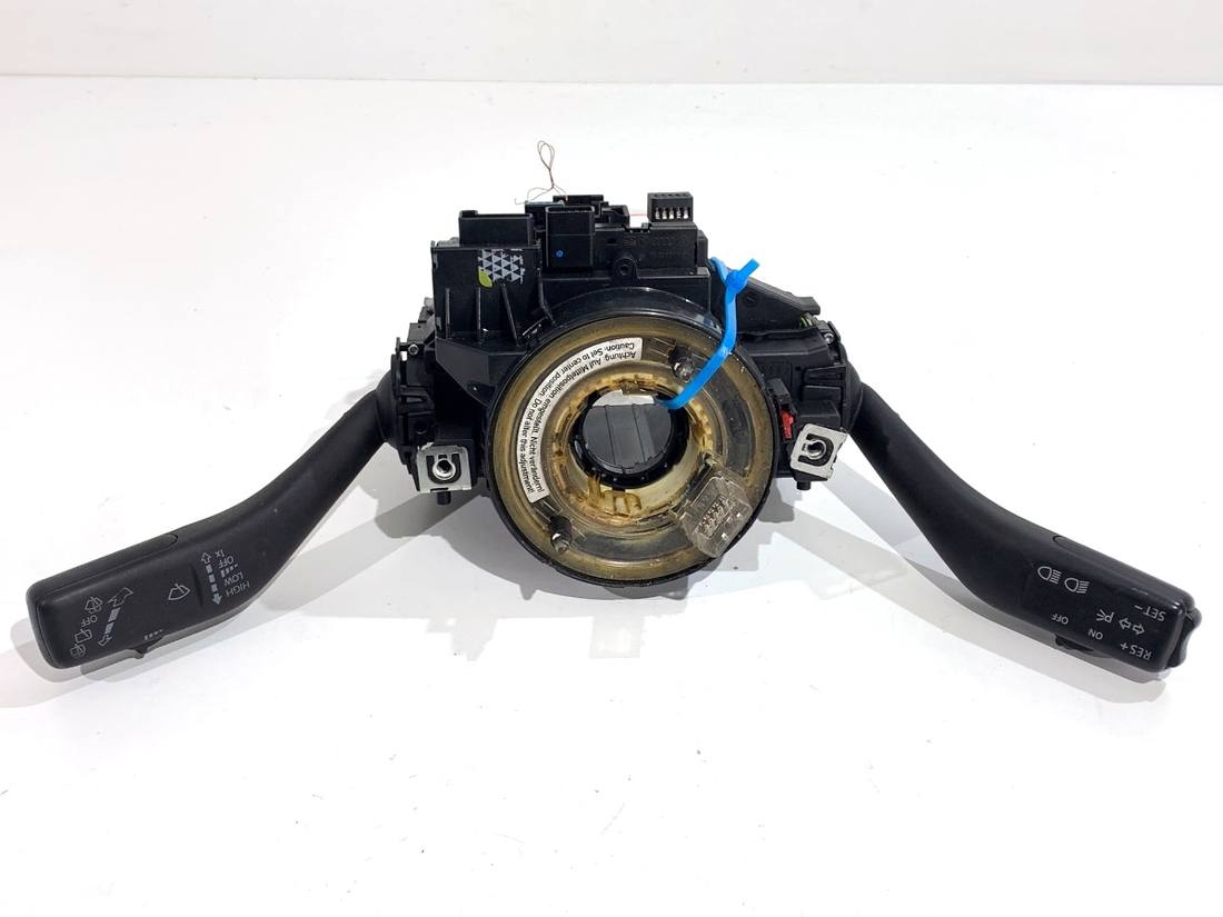 Тубус підрульовий блок перемикачів Volkswagen Touran 1K0953513A