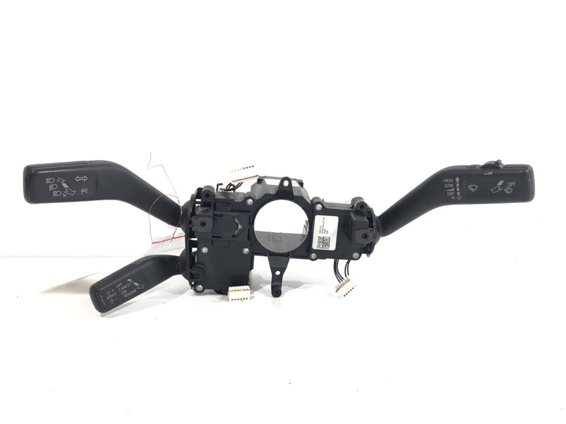 Тубус підрульовий блок перемикачів Volkswagen Passat B7 3C5953501DA