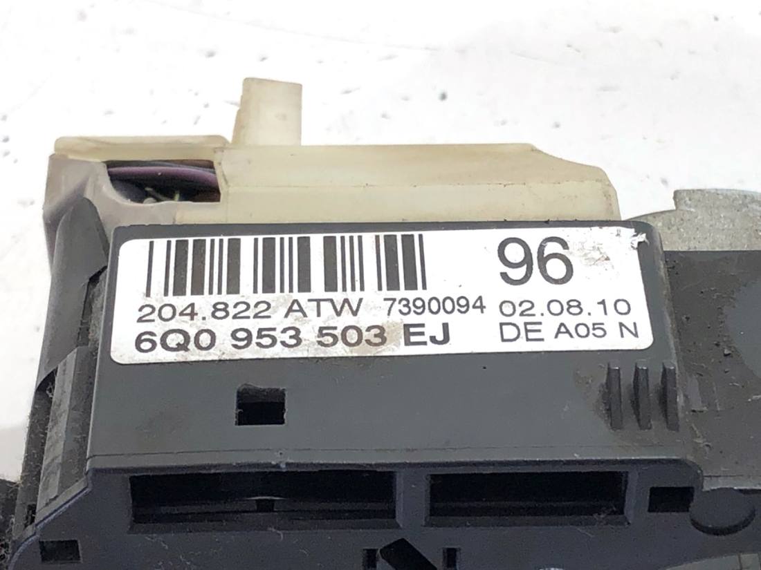 Тубус підрульовий блок перемикачів Volkswagen Polo 6Q0953503EJ — фото деталі 6